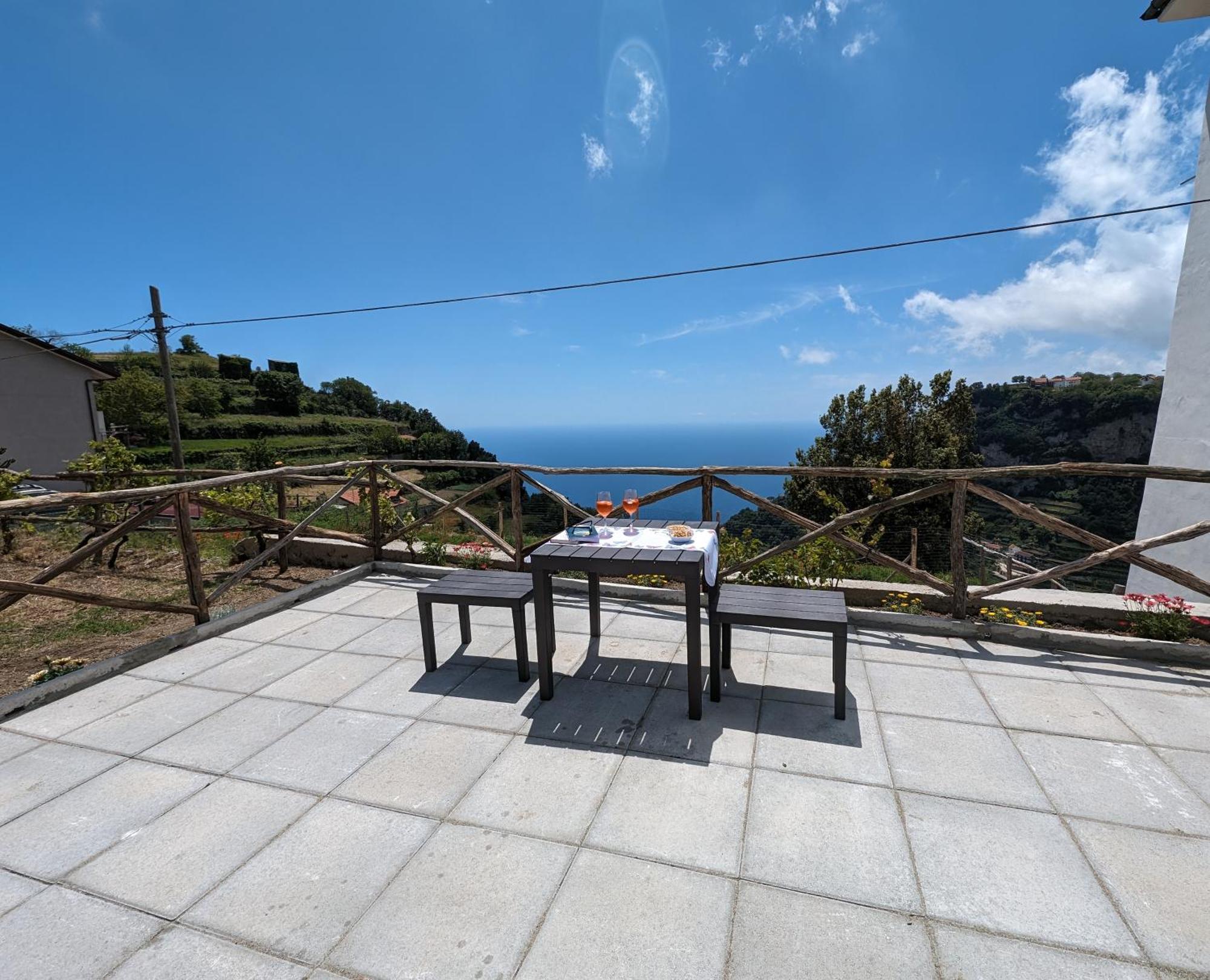 Louis House Ad Agerola Per Amalfi Positano Pompei Villa Camera foto